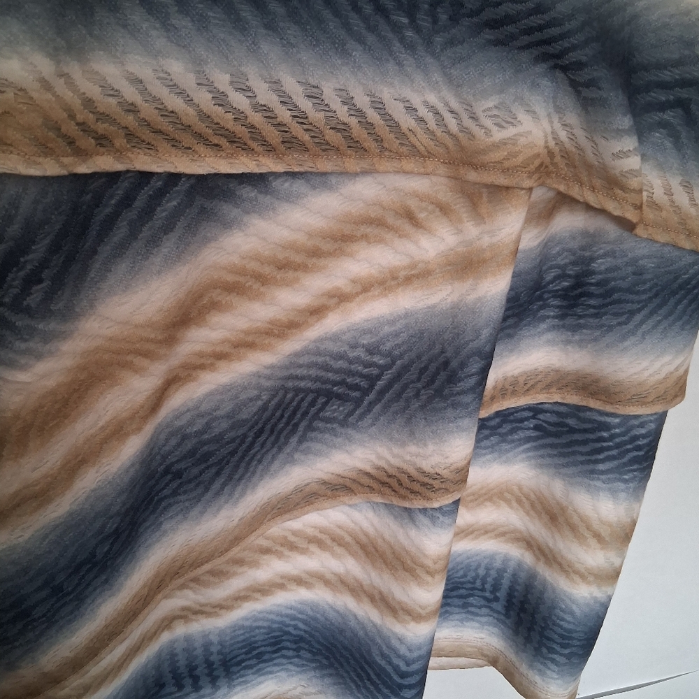 ALFRED DUNNER Tie Dyed Navy & Gold Tee Top Size 2X - Picture 6 of 6